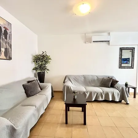 דירה Malanda Sun איה נאפה