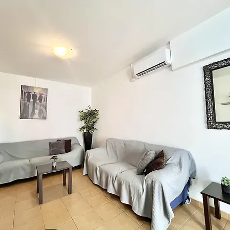 Malanda Sun איה נאפה